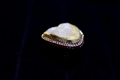 opal ring side
